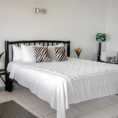 Drapers Lf Jungle Retreat酒店 外观 照片