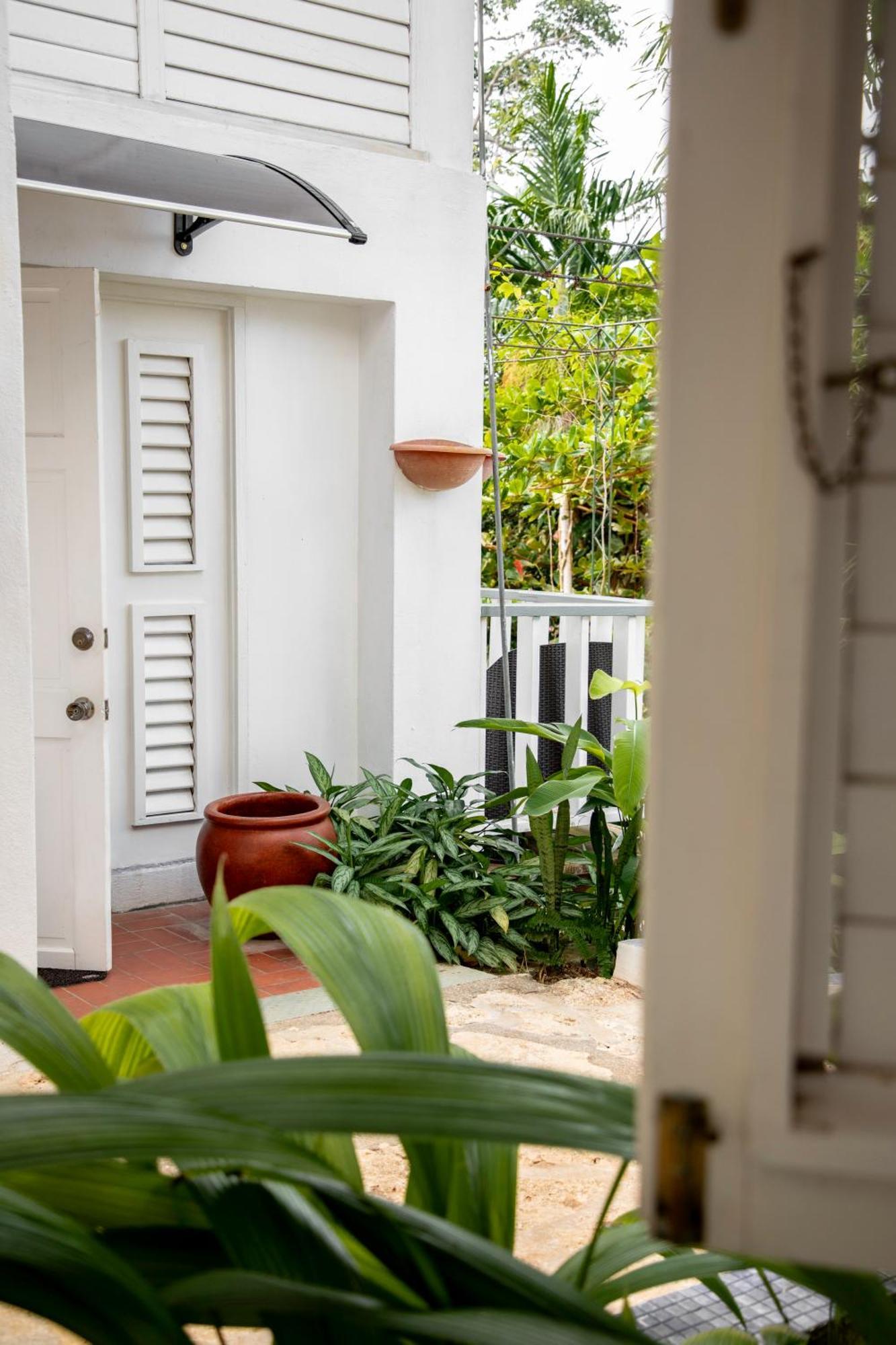 Drapers Lf Jungle Retreat酒店 外观 照片