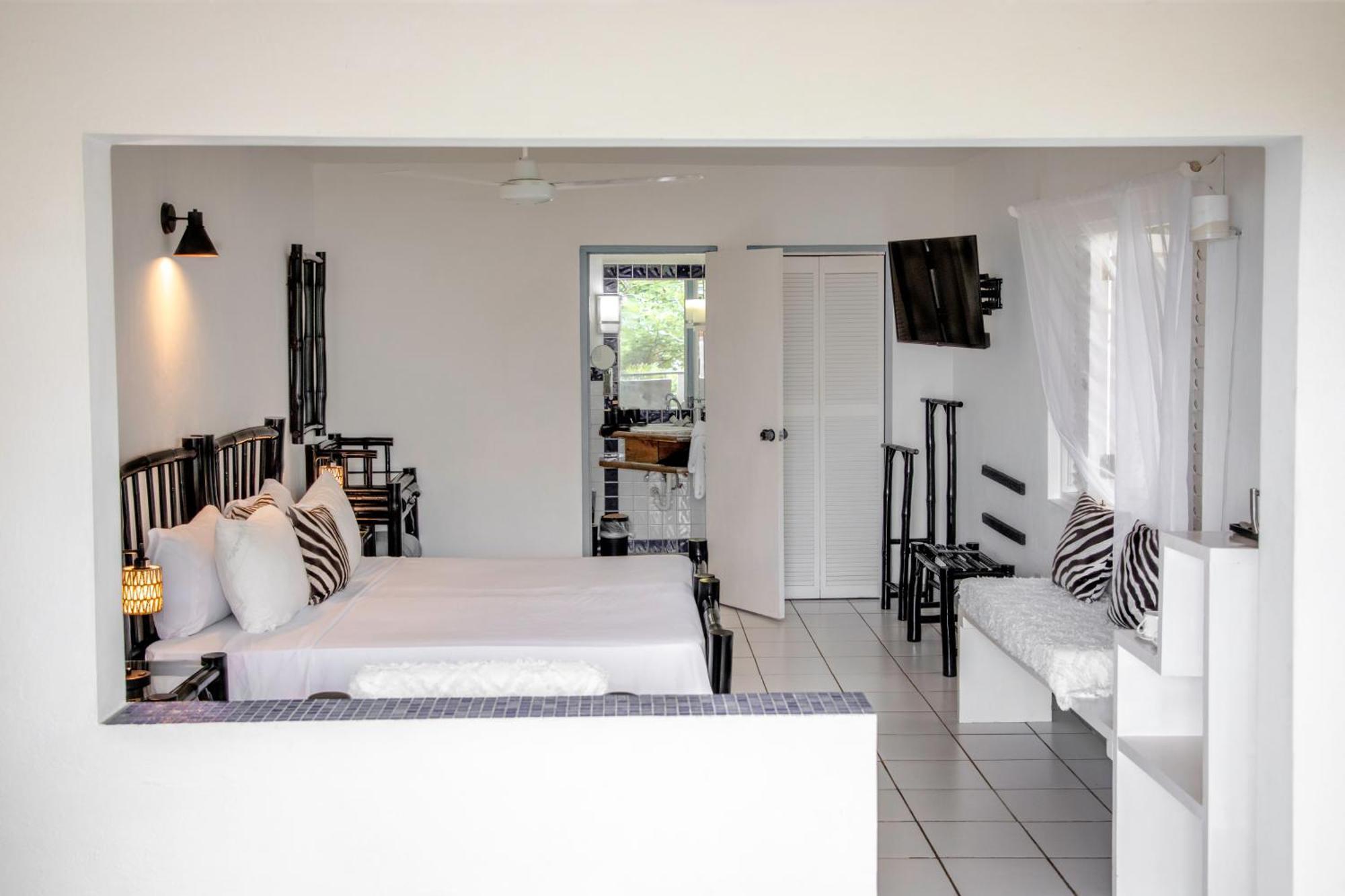 Drapers Lf Jungle Retreat酒店 外观 照片